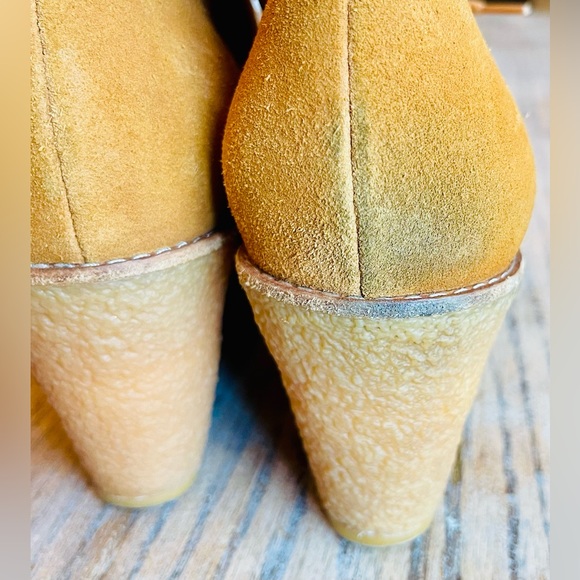 Cole Haan Britt Women's Size 8.5 Shoes Brown Lace Up Chukka Boots Wedge Suede - Picture 4 of 9